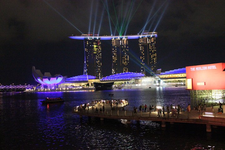 การแสดงแสง สี สิงคโปร์01