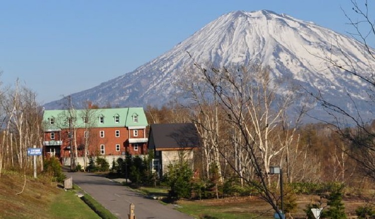 Niseko_Freedom_Inn_01