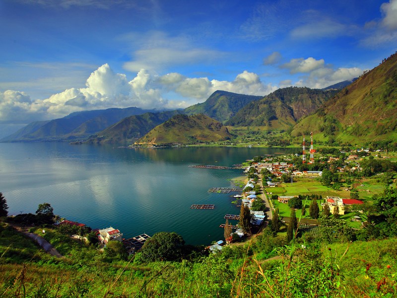 lake toba