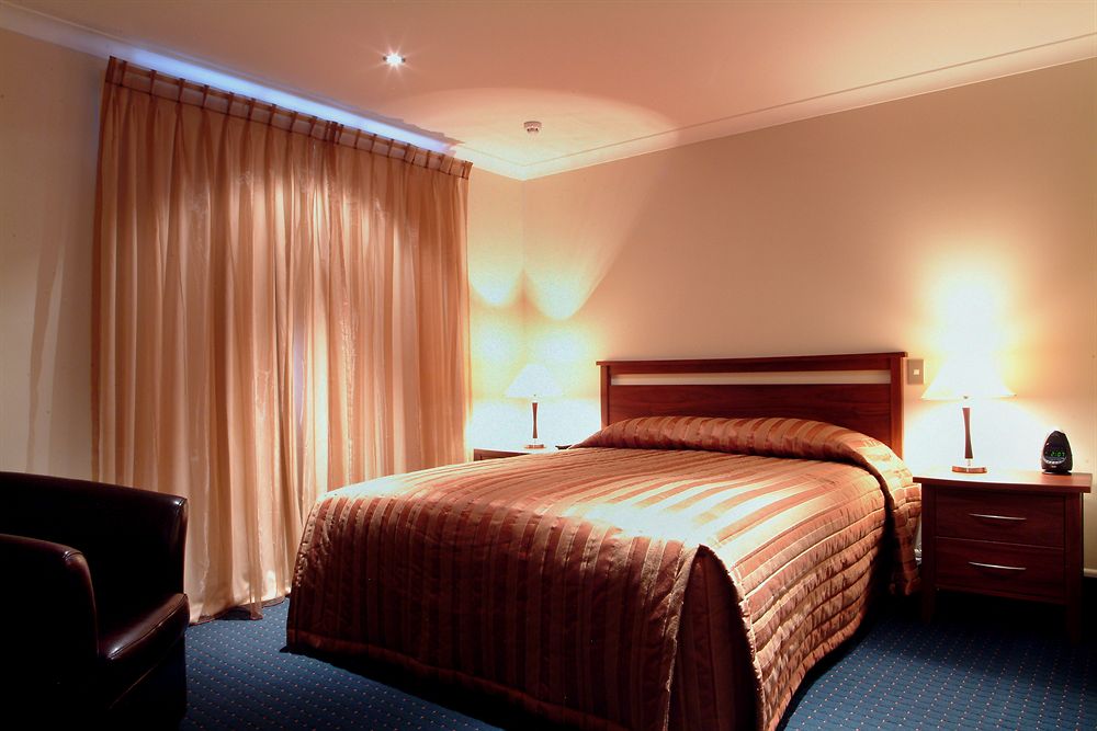 Emerald Spa Motor Inn_1