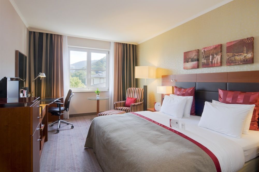Crowne Plaza_1
