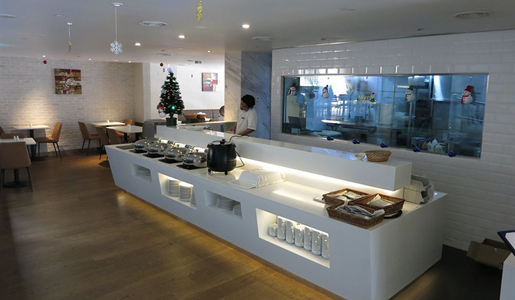 Aqueen Jalan Besar Hotel_3