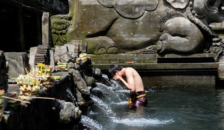 TIRTA EMPUL