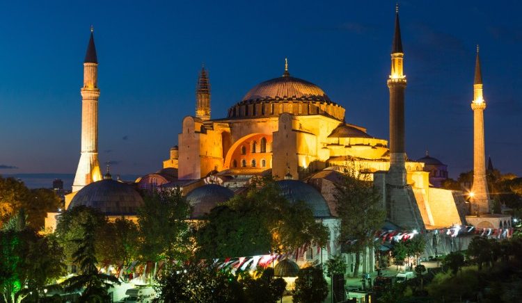 Dream Destination Turkey Day 9 - Istanbul - Hagia Sophia night
