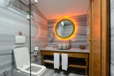ห้องน้ำ Hotel Sultania- Boutique Class