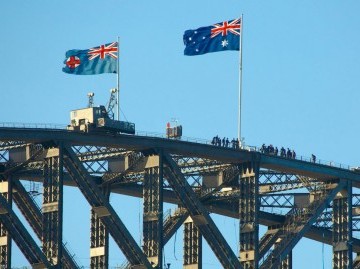 Sydney Harbour Bridge 02