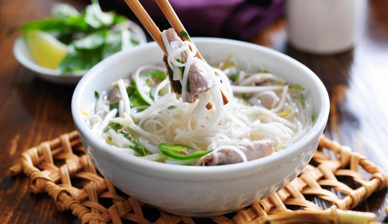 vietnamese-pho-noodles.jpg