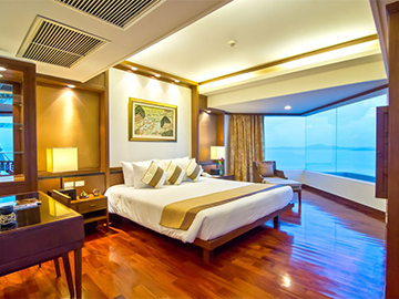 รอยัล คลิฟ บีช โฮเต็ล 2