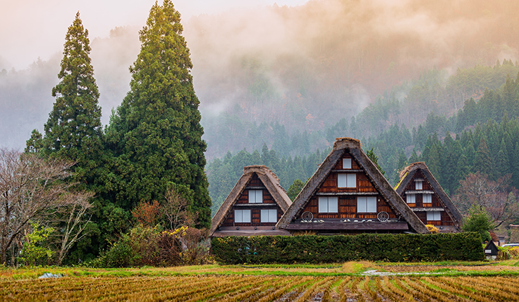 01-Shirakawa-go-2