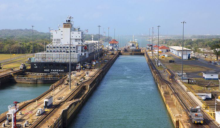 1.-คลองปานามา-Panama-Canal-01