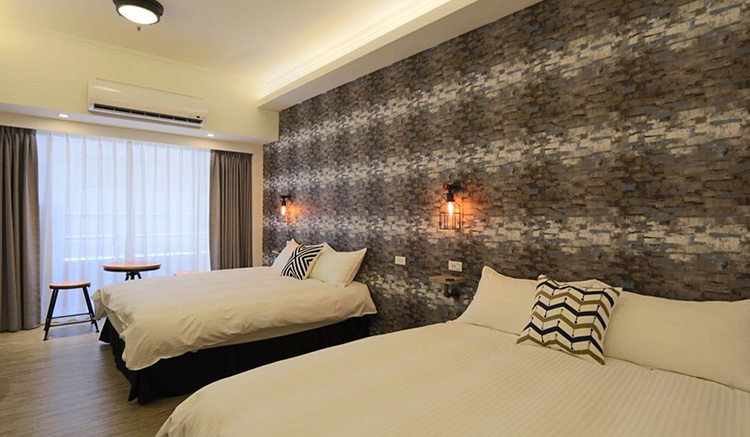 1. โรงแรมสกาย 1
