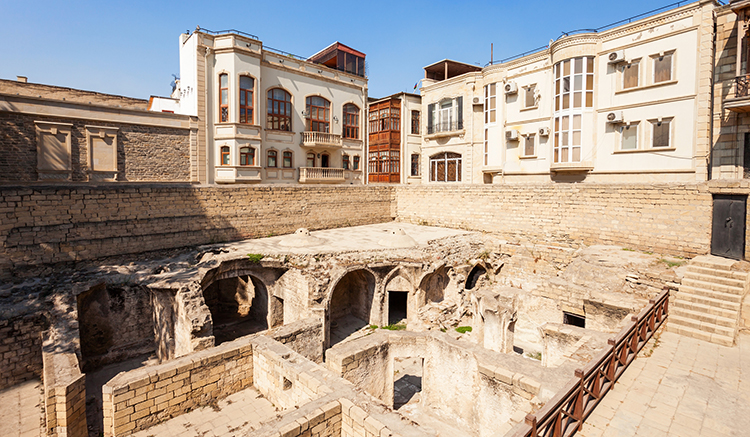 1.Baku-old-city-1