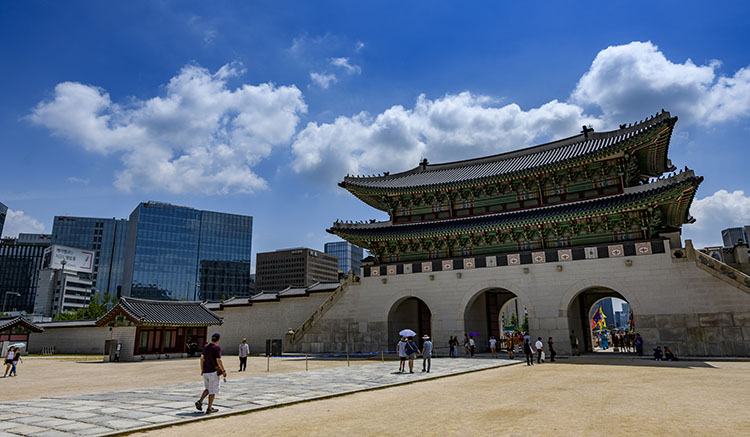 1.Gyeongbokgung-Palace-1.jpg