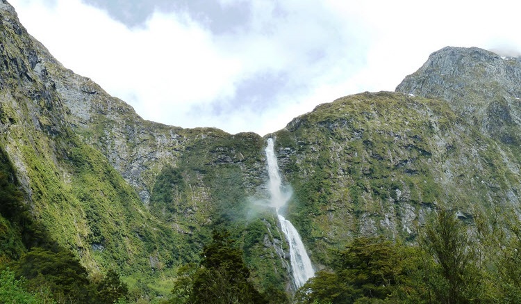น้ำตก_Sutherland _Falls_ประเทศนิวซีแลนด์
