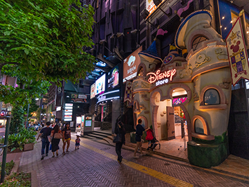 10.-ดิสนีย์สโตร์ชิบูย่า-Disney-Store-Shibuya-02