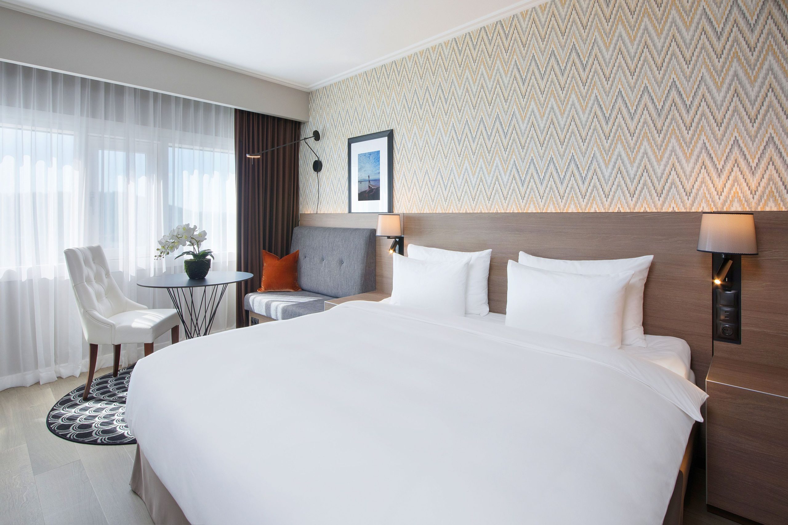Radisson Blu Plaza Hotel-01