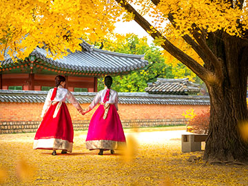 2.-Seohwa-Hanbok-3.jpg