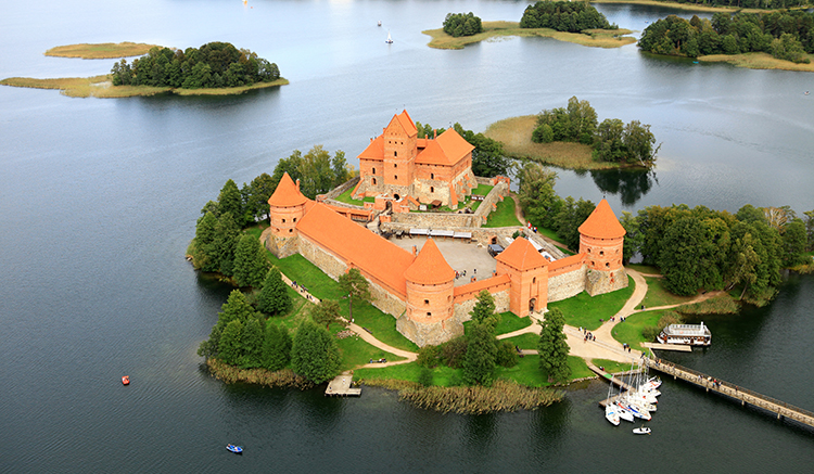 2.-ปราสาททราไก-Trakai-Island-Castle-2