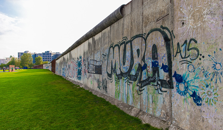 2.Berlin-Wall-1.jpg