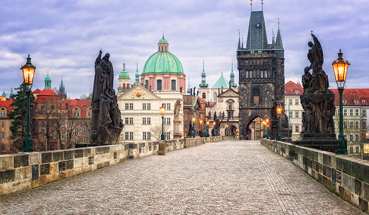 2.Charles-Bridge-1.jpg