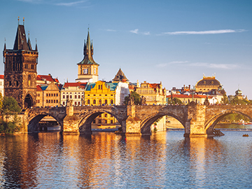 2.Charles-Bridge-2.jpg