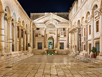 2.Diocletian’s-Palace-2.jpg