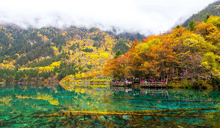 2.Five-Flower-Lake-1