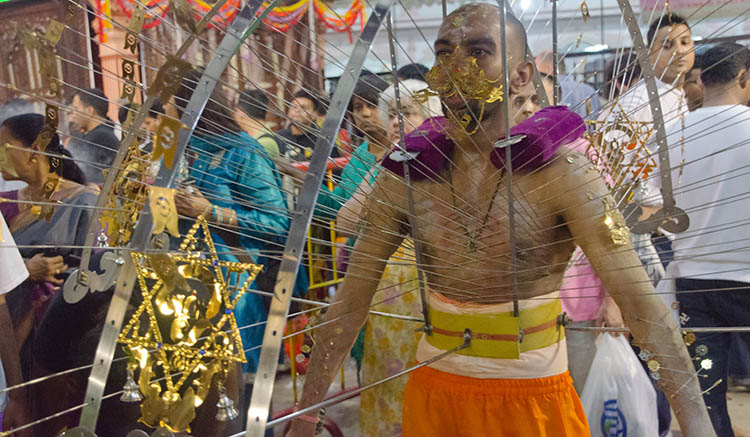 2.Thaipusam-1.jpg