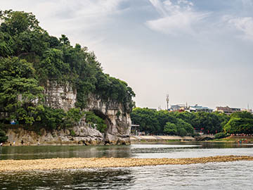 2.เขางวงช้าง-Elephant-Trunk-Hill-3.jpg