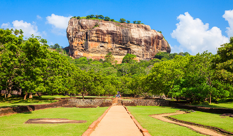 3.1.Sigiriya-Palace-1