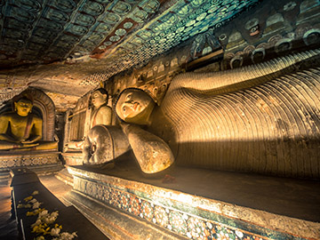 3.2.Dambulla-Cave-Temple-2