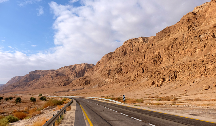 3.Dead-Sea-Highway-2