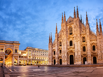 3.Duomo-Di-Milano-ประเทศอิตาลี-2.