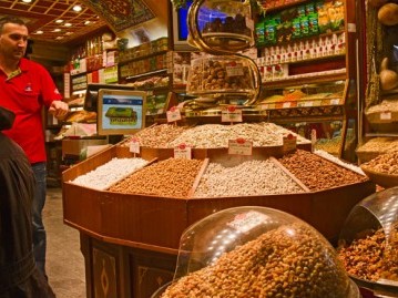 3.Istanbul Spice Market (1)