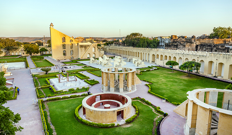 3.Jantar-Mantar-1