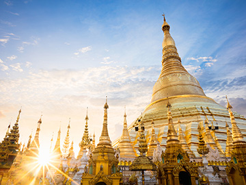 3.Shewdagon-Pagoda-2.jpg