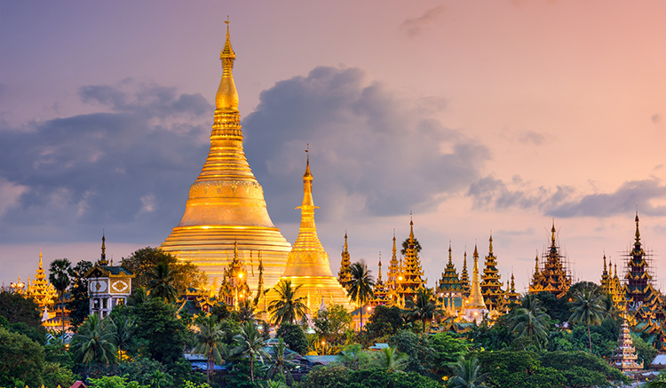 3.พระธาตุเจดีย์ชเวดากอง-เมืองย่างกุ้ง-ประเทศพม่า-1.jpg