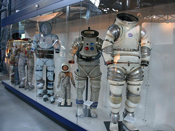 3.พิพิธภัณฑ์ยานบินและยานอวกาศแห่งชาติ (National Air and Space Museum), สหรัฐอเมริกา-4