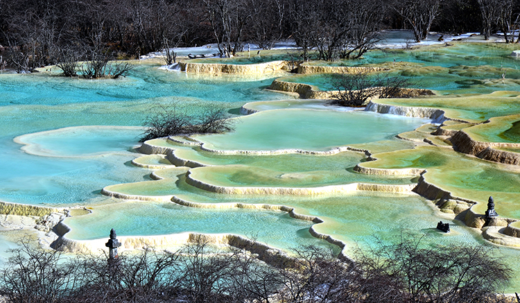 4-Huanglong-National-Scenic-Reserve-2