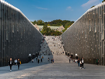 4.Ewha-Womans-University-2.jpg