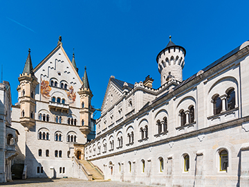 4.Neuschwanstein-Castle-3