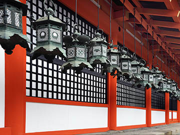 4.ศาลเจ้าคาสุงะไทฉะ-Kasuga-Taisha-Shrine-3.jpg