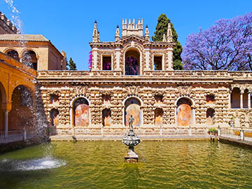 5.Alcazar-of-Seville-3.jpg
