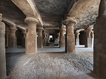 5.Elephanta-Caves-2.jpg