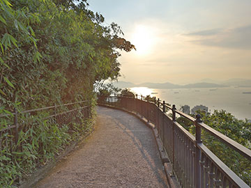 5.ThePeakCircleWalk-2