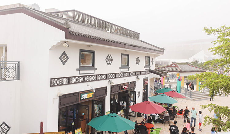 5.นั่งกระเช้านองปิง.jpg