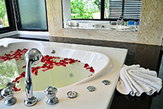 5.โรงแรมเดอะ พาร์ ภูเก็ต-02