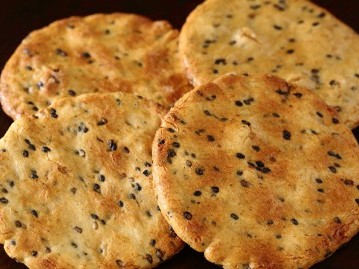 6-เซมเบ้-Senbei