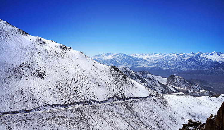 7.Khardung-La-Pass-1.jpg