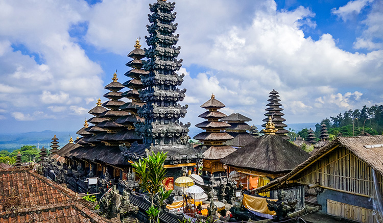 7.Pura-Besakih-Temple-1.jpg